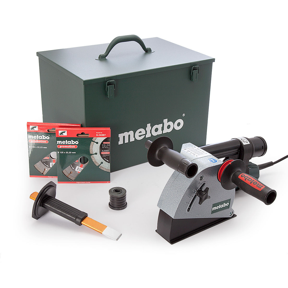 Metabo MFE30 Wall Chaser with 2 Diamond 