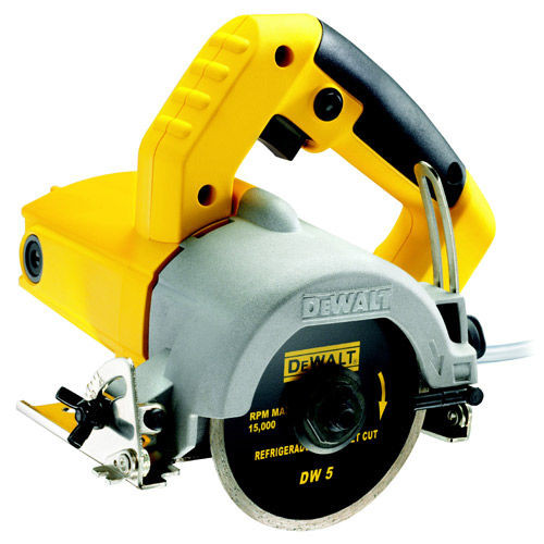 Dewalt DWC410 Hand Held Wet Tile Saw 110mm 110V