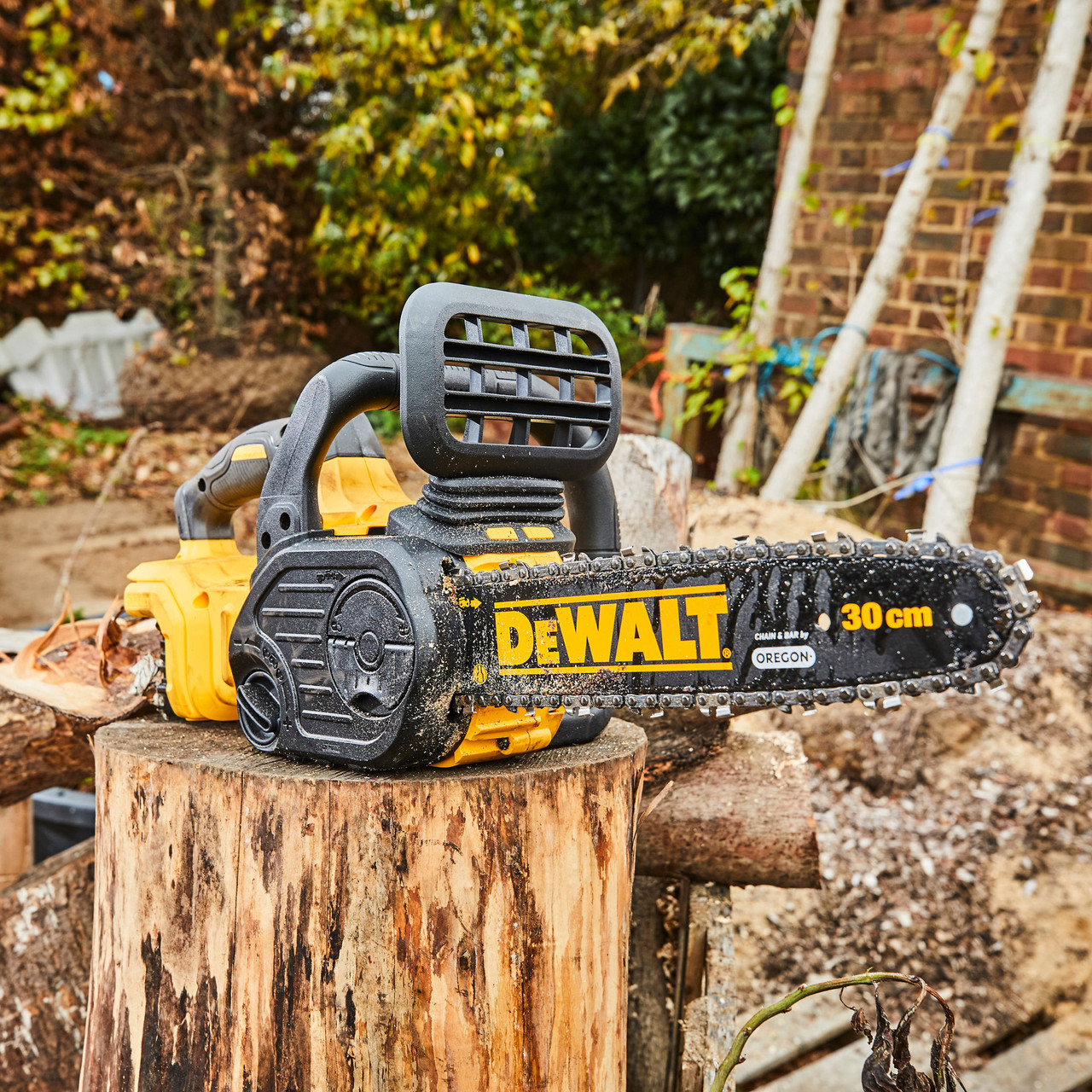 Dewalt DCM565P1 18V XR Chainsaw 30cm Toolstop