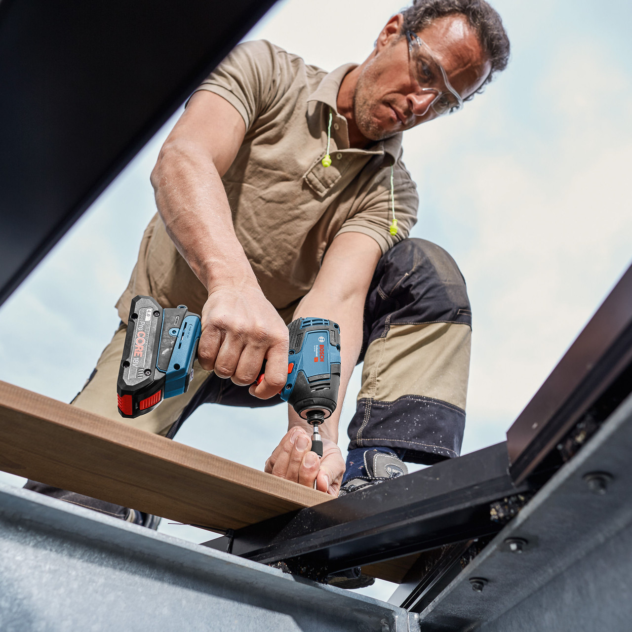 Product Test: Bosch GDR 18V-200 C Professional Impact Driver and ProCORE  batteries - Professional Electrician