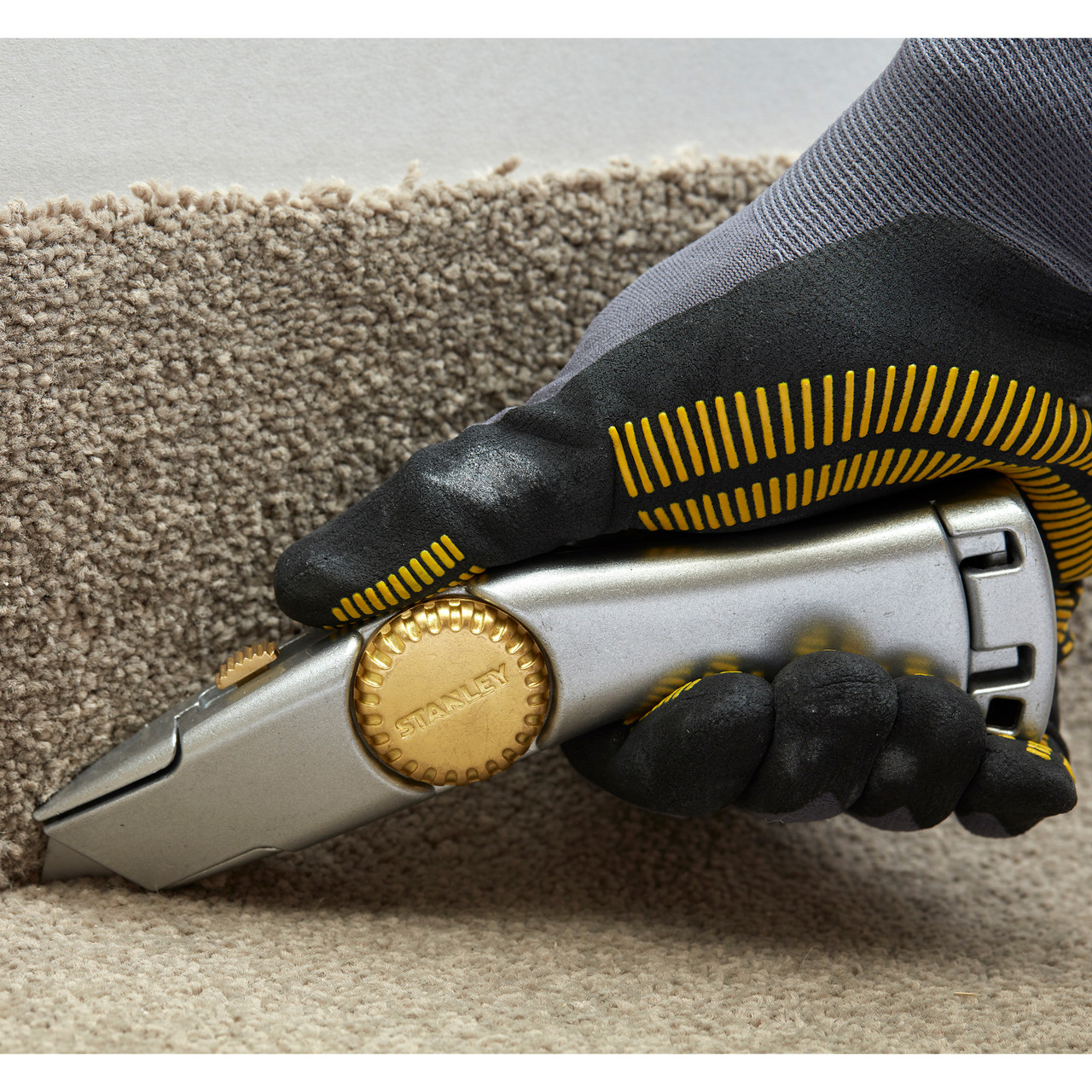 stanley-2-10-122-titan-retractable-blade-knife-toolstop