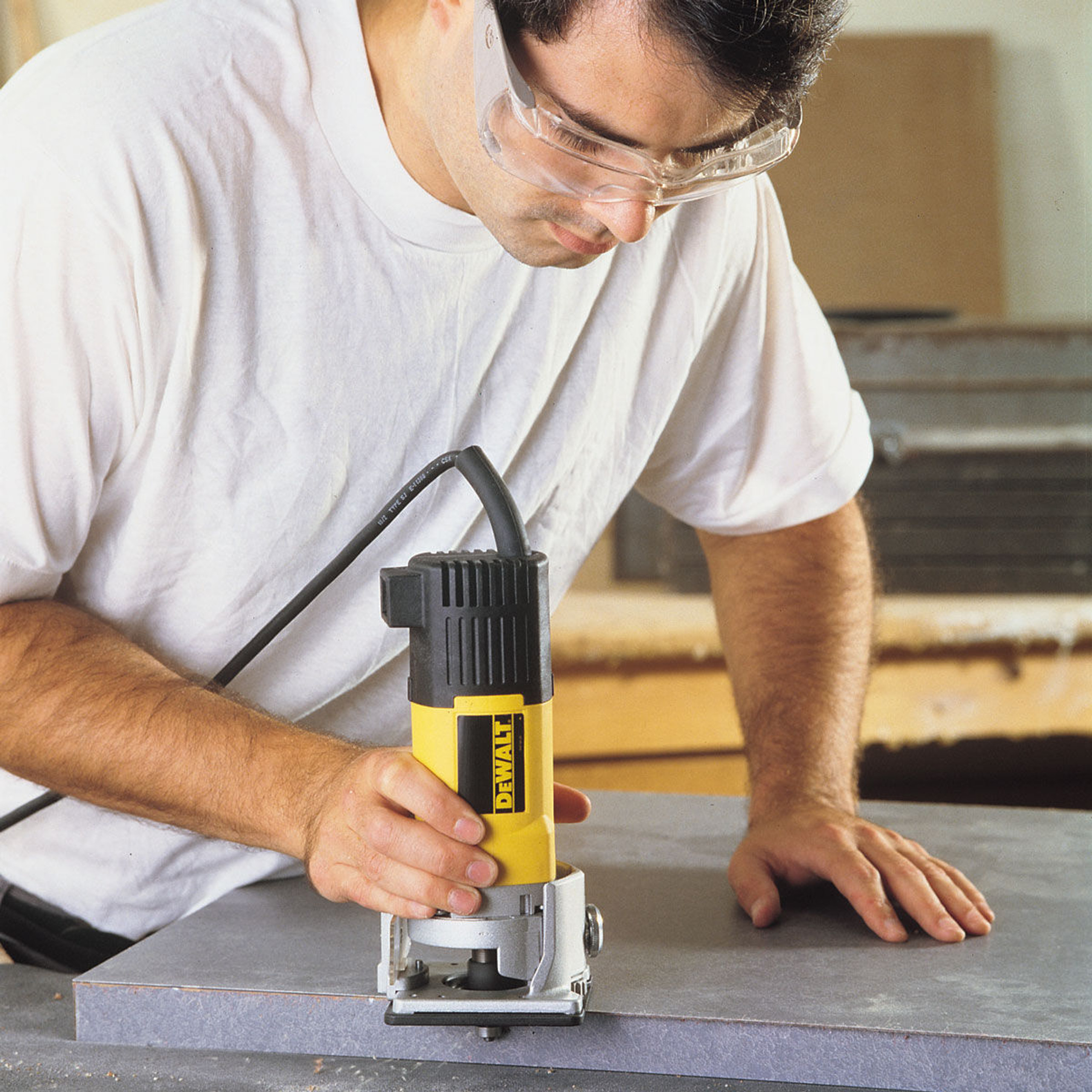 Dewalt DW670 Laminate Trimmer 240V