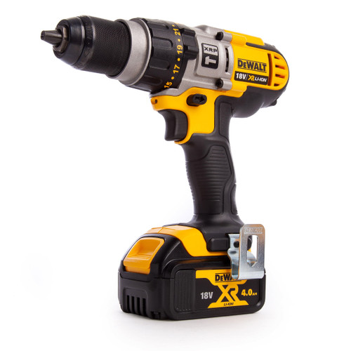 Dewalt DCD985M2 18V XR Premium 3-Speed XRP Combi Drill (2 x 4.0Ah Batteries) - 4