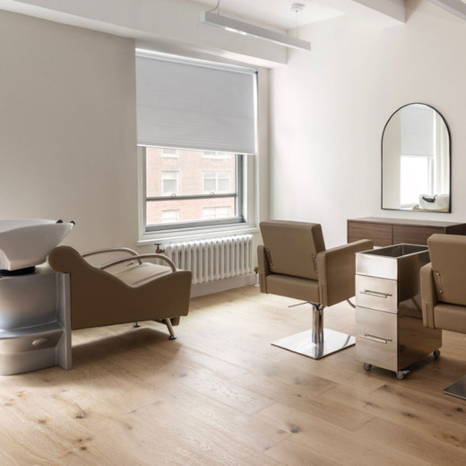 Centauro Stainless Steel All-Purpose Shampoo Salon Trolley shown in lifestyle setting