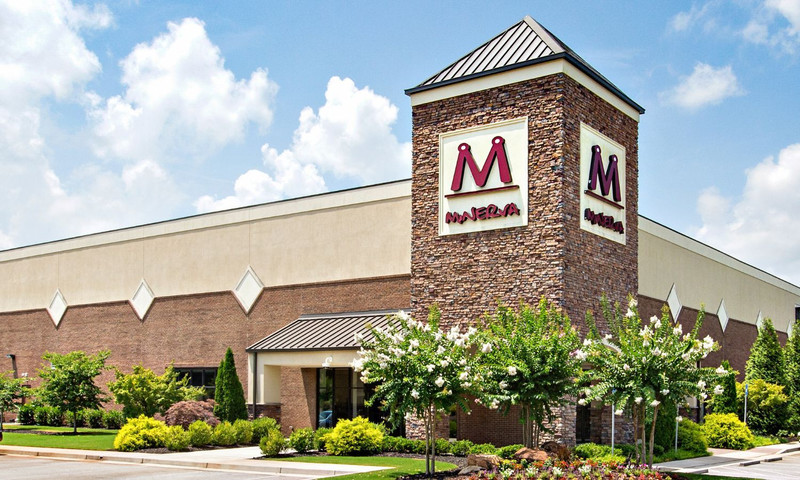 Minerva Beauty Reopens Newly Renovated and Expanded Showroom 