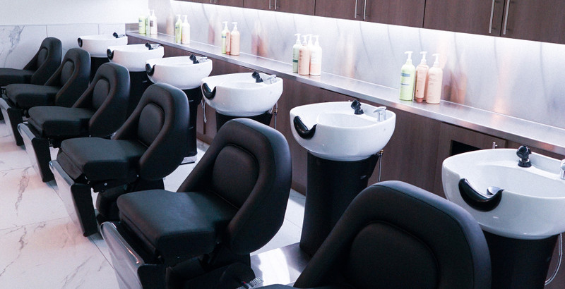 Salon Tour Featuring Van Michael Salon by Van Council