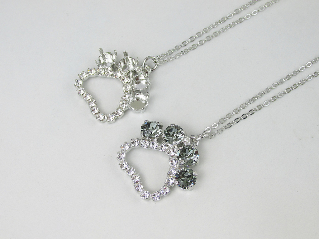 6mm | Paw Print Crystal Rhinestone Necklace | One Piece