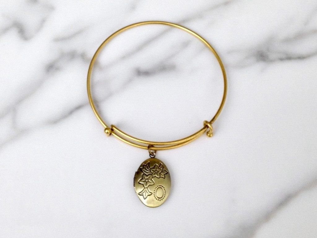 Brass Ox Oval Locket Bracelet