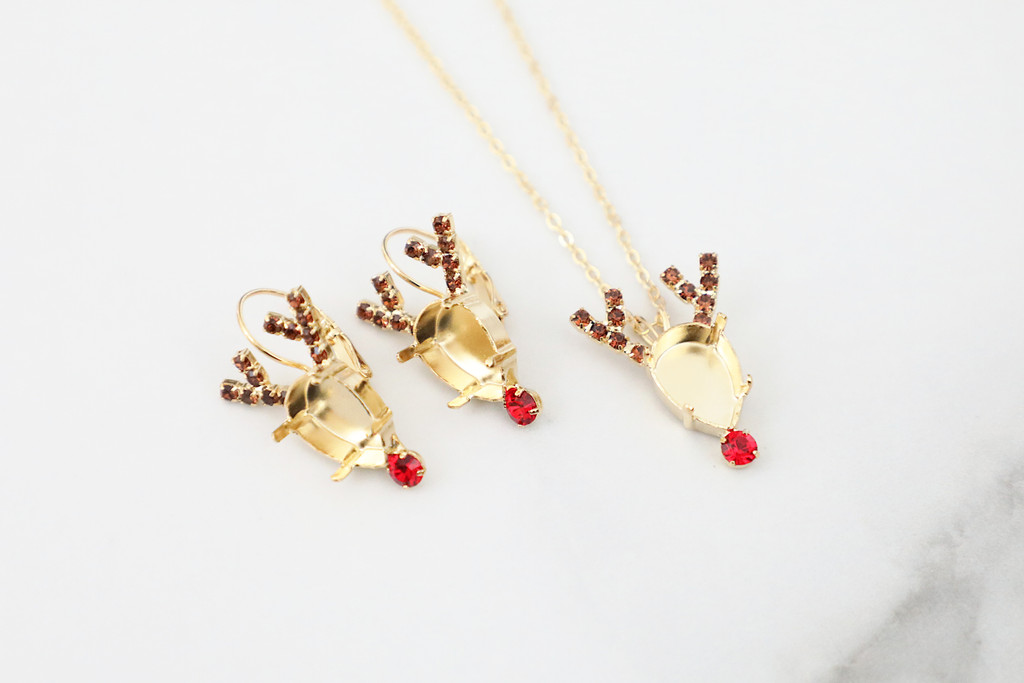 14mm x 10mm Pear | Red Nose Reindeer Crystal Rhinestone Necklace & Earrings | One Set