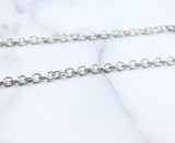 Close up on Textured rolo chain