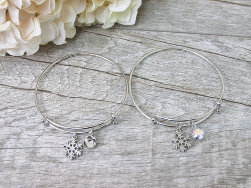 8.5mm | Snowflake Charm Bangle Bracelet | One Piece