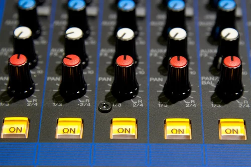 Yamaha MG12XU 4-Bus Analog Mixer with Effects - 12-Channel