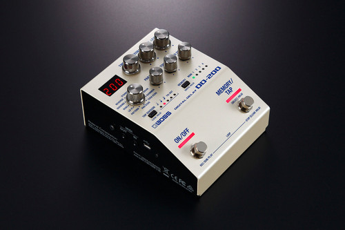 Boss DD-200 Digital Delay w/ Power Supply
