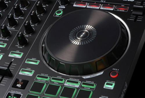 Roland DJ-202 DJ Controller w/ Case