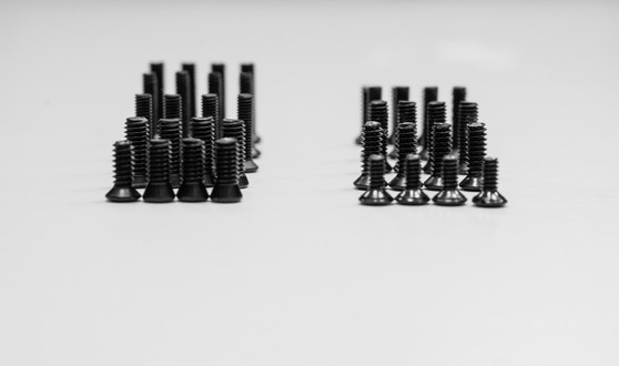 Ultimate Red Dot Screw Pack