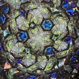 Move the light source, not the object wheels, the image shifts and changes thanks to Dichroic glass!