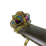 Detail: Colorful double object wheels