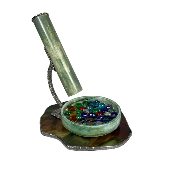 3/4 view with glass pebbles