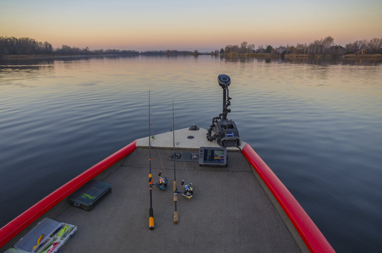 Mounting a Fish Finder On A Trolling Motor 