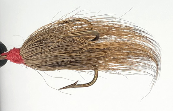 10 fluer - brun bucktail m/ rødt hoved på bronze 2 Mustad diskantkrog