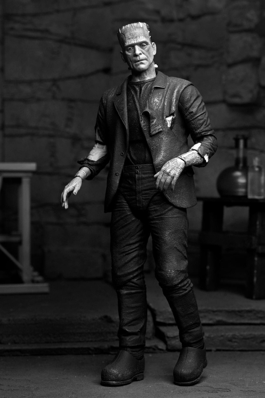 NECA Universal Monsters Ultimate Bride of Frankenstein