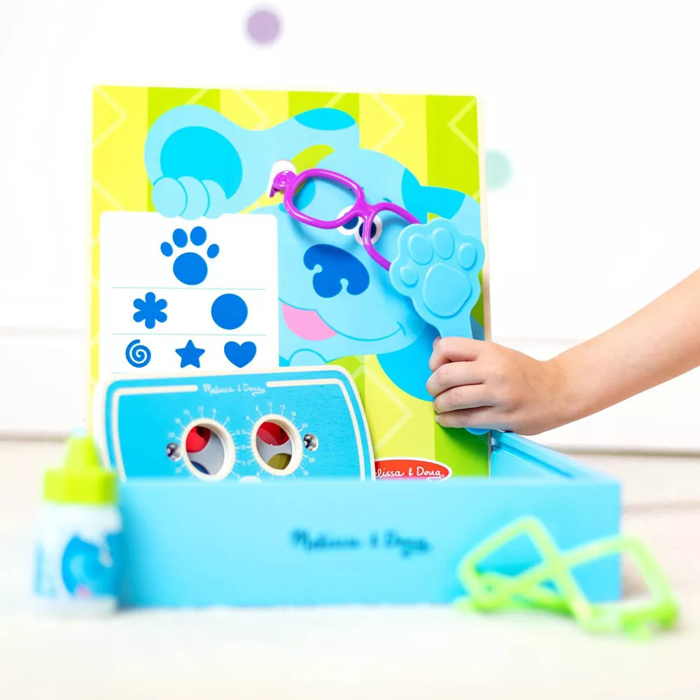 Melissa & Doug Blues Clues & You! Time for Glasses Eye Doctor Play Set