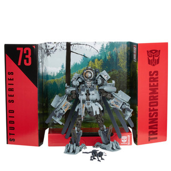 Transformers Studio Series Leader Class Grindor with Ravage Transformers Studio Series Leader Class Grindor with Ravage