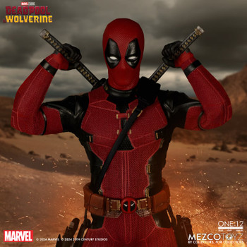 Mezco Deadpool & Wolverine Deadpool Deluxe Edition One:12 Collective Action Figure
