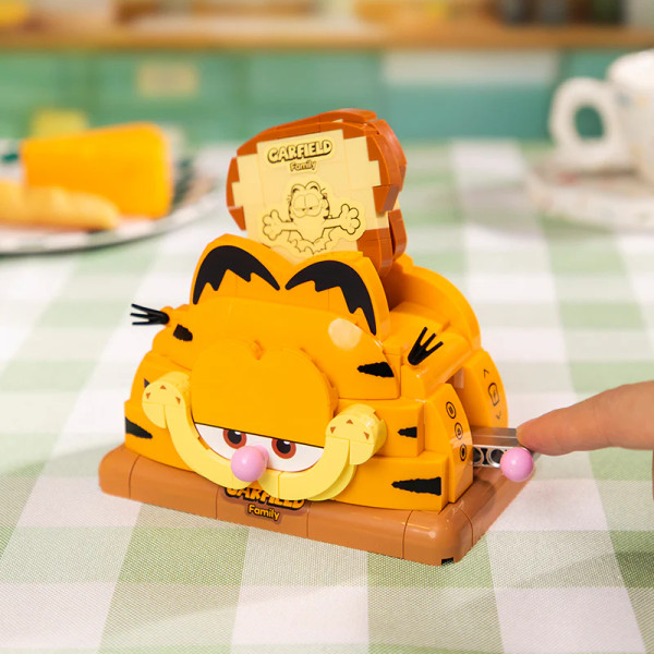 Pantasy Garfield Fantastic Machines Series – Toaster