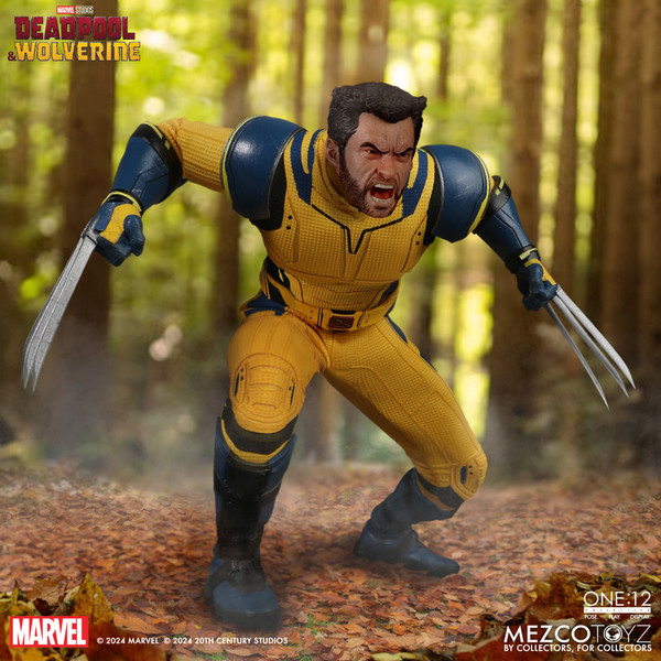 Mezco Toyz Deadpool & Wolverine Wolverine Deluxe Edition One:12 Collective Action Figure