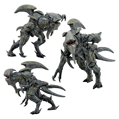 Pacific Rim Kaiju Mutavore 7-Inch Scale Ultra Deluxe Action Figure