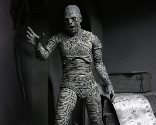 NECA Universal Monsters Ultimate Mummy Black and White Version 7-Inch Scale Action Figure