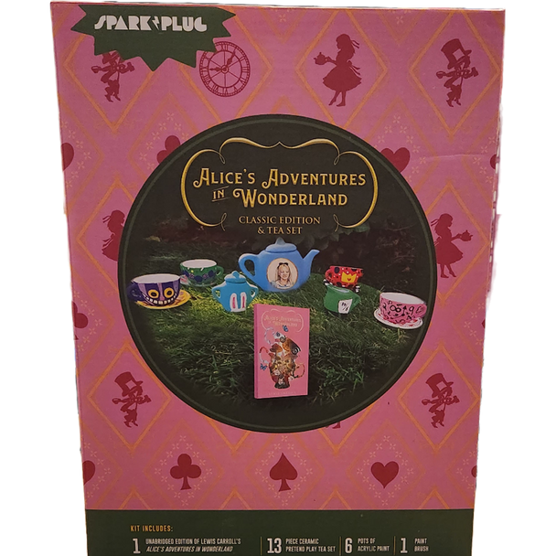 Alice's Adventures In Wonderland Classic Edition & Tea Set