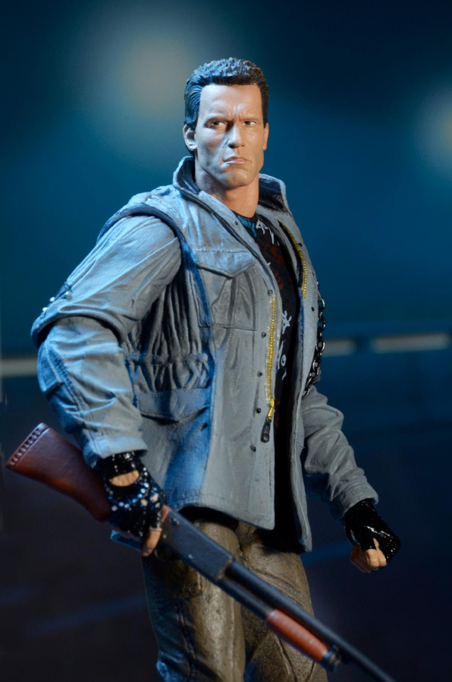 NECA Terminator Ultimate T-800 (Tech Noir) 7-Inch Scale Action Figure