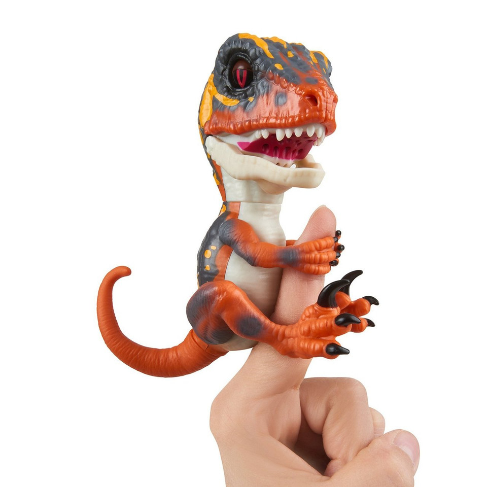 Fingerlings Untamed Dinosaur Blaze the Velociraptor Figure (Orange)