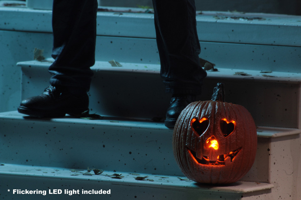 NECA Halloween 2018 Ultimate Michael Myers 7-Inch Scale Action Figure