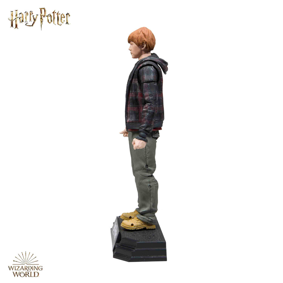 Harry Potter Series 1 Deathly Hollows Ron Weasley 7-Inch Action Figure Harry Potter Series 1 Deathly Hollows Ron Weasley 7-Inch Action Figure