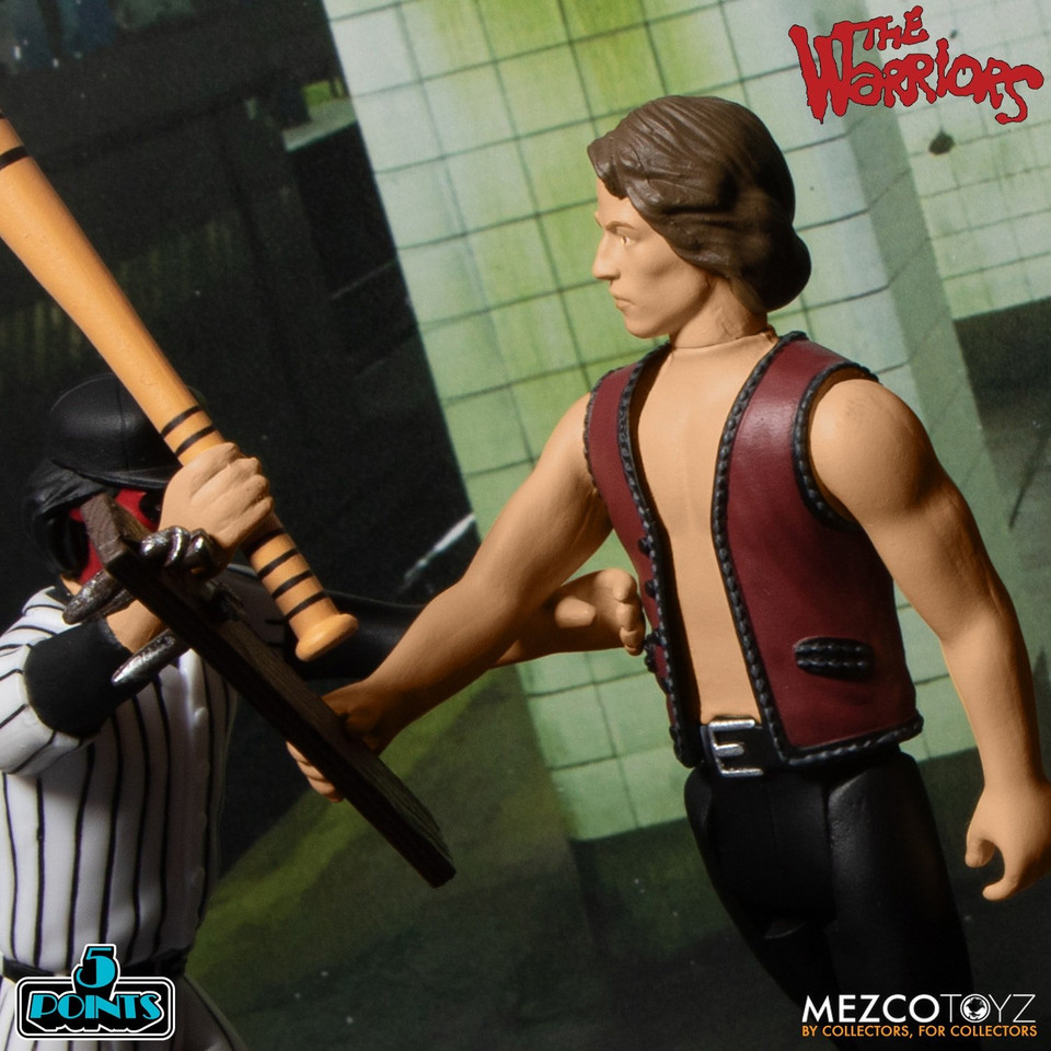 Mezco Toyz The Warriors 5 Points Action Figures Box Set