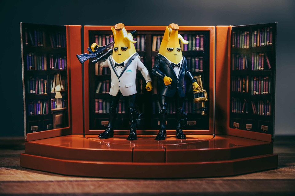 Jazwares Fortnite Agents's Room (Agent Peely)