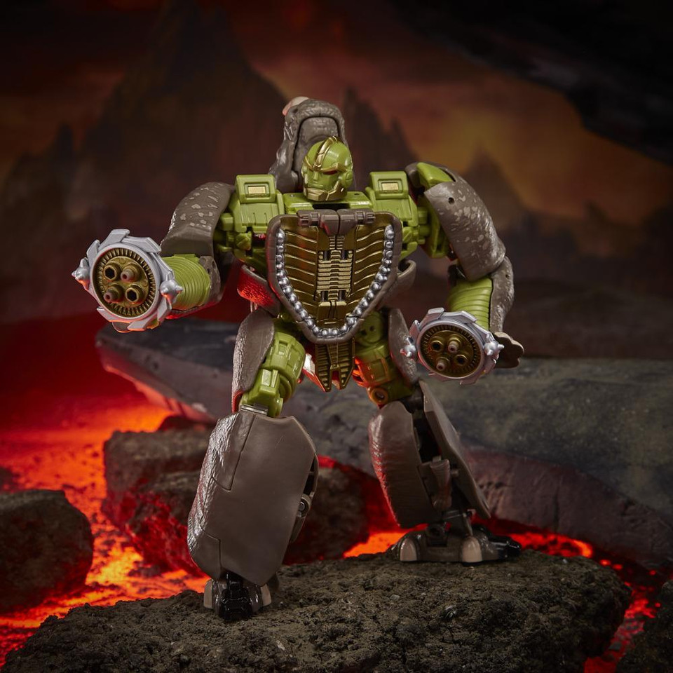 Transformers War for Cybertron Kingdom Voyager Rhinox