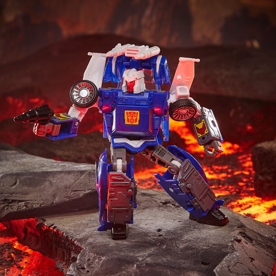 Transformers War for Cybertron Kingdom Deluxe Tracks Transformers War for Cybertron Kingdom Deluxe Tracks