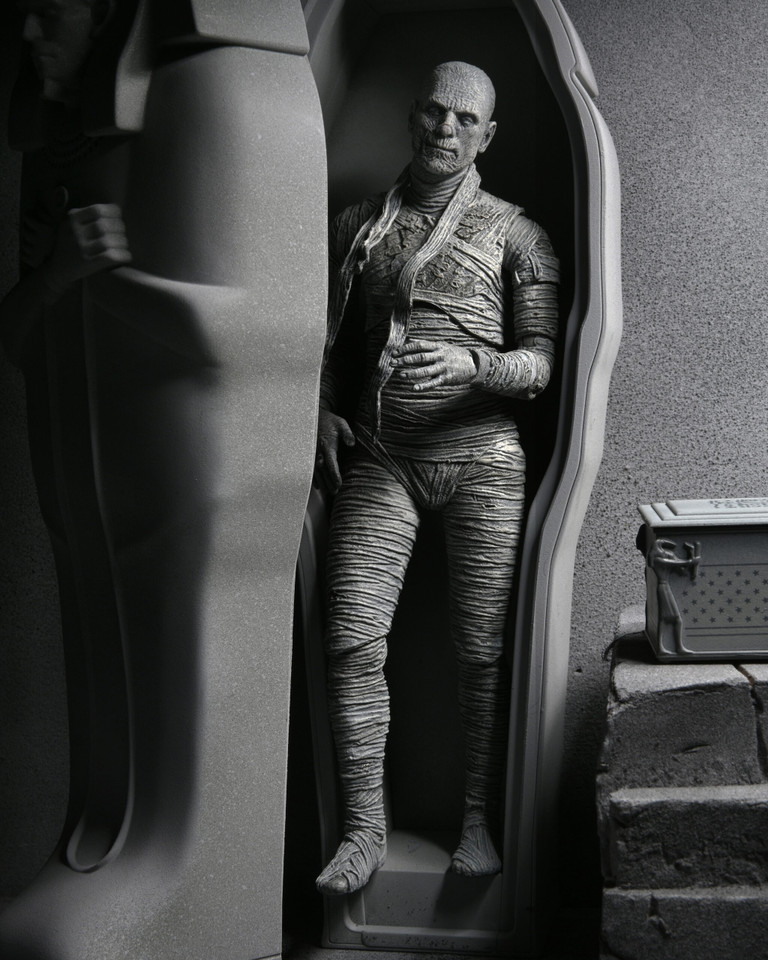 NECA Universal Monsters Ultimate Mummy Black and White Version 7-Inch Scale Action Figure