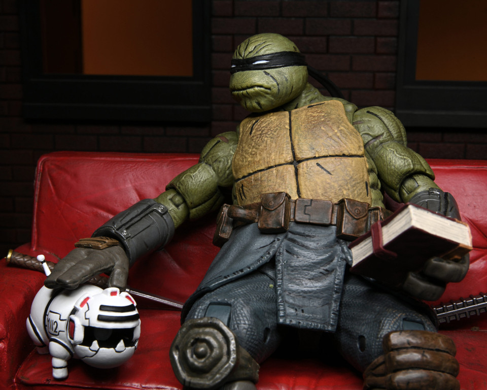 NECA Teenage Mutant Ninja Turtles Ultimate The Last Ronin Unarmored 7-Inch Scale Action Figure NECA Teenage Mutant Ninja Turtles Ultimate The Last Ronin Unarmored 7-Inch Scale Action Figure