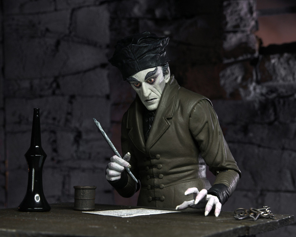 NECA Nosferatu Ultimate Count Orlok 7-Inch Scale Action Figure NECA Nosferatu Ultimate Count Orlok 7-Inch Scale Action Figure