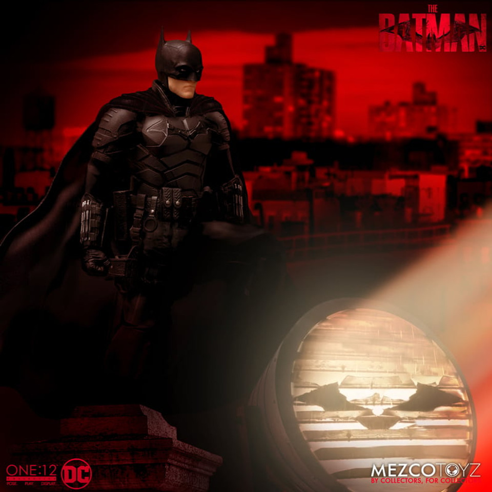 Mezco Toyz The Batman One:12 Collective Action Figure Mezco Toyz The Batman One:12 Collective Action Figure