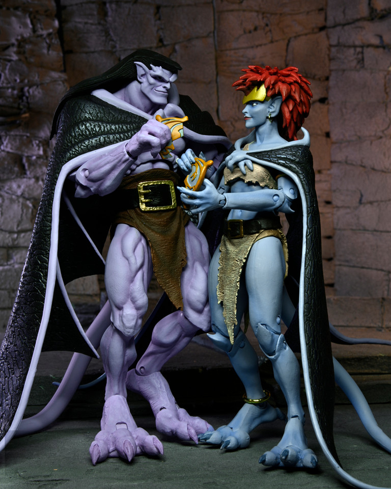 [PRE-ORDER] NECA Gargoyles: Vows Ultimate Goliath and Demona 7-Inch Scale Action Figure 2-Pack