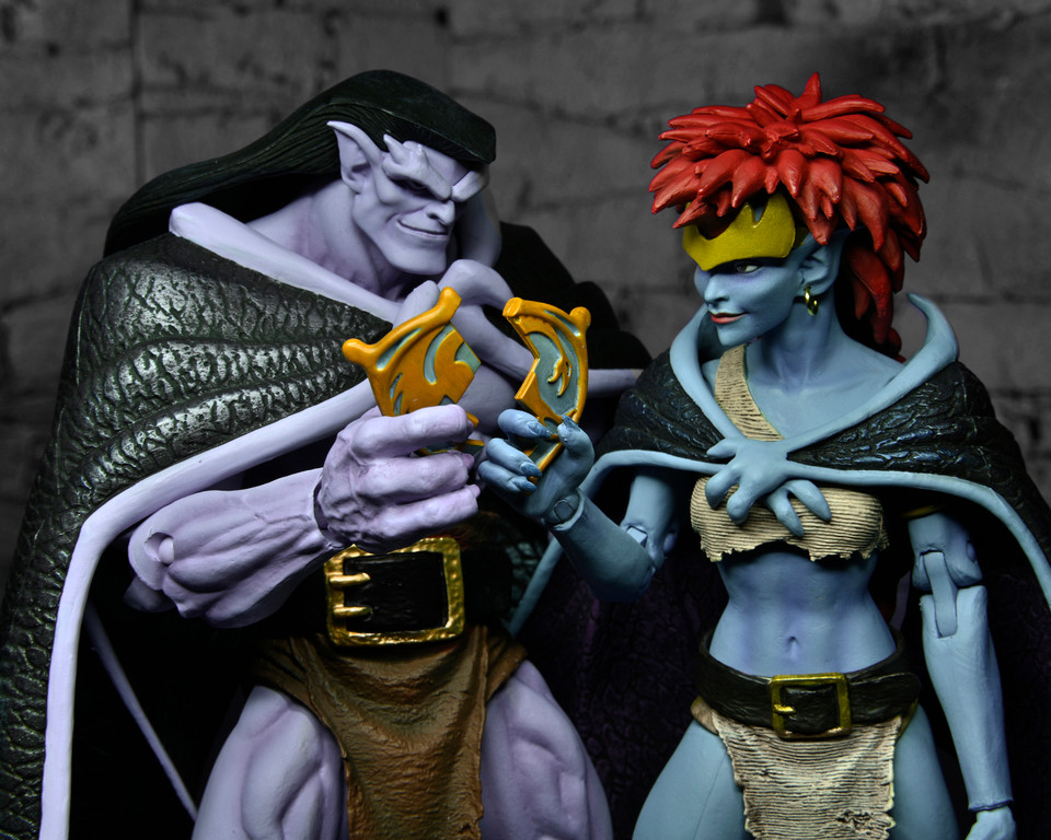 [PRE-ORDER] NECA Gargoyles: Vows Ultimate Goliath and Demona 7-Inch Scale Action Figure 2-Pack
