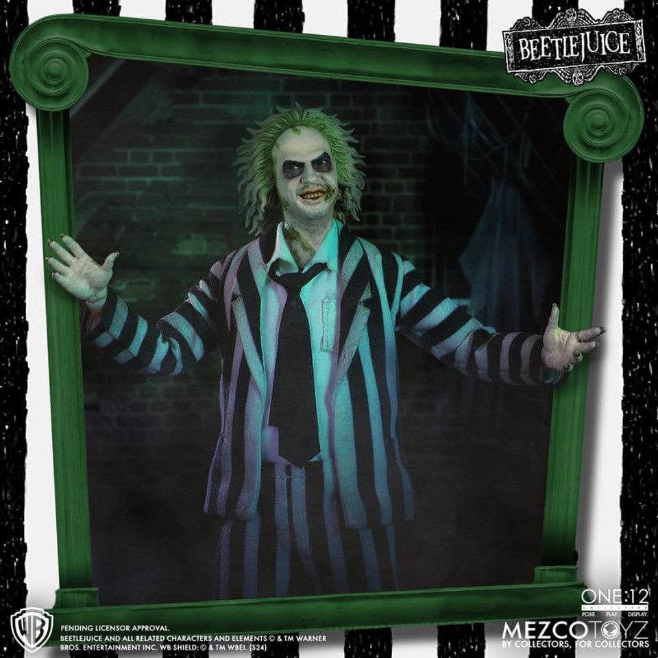 [PRE-ORDER] Mezco Toyz Beetlejuice Deluxe Edition One:12 Collective Action Figure