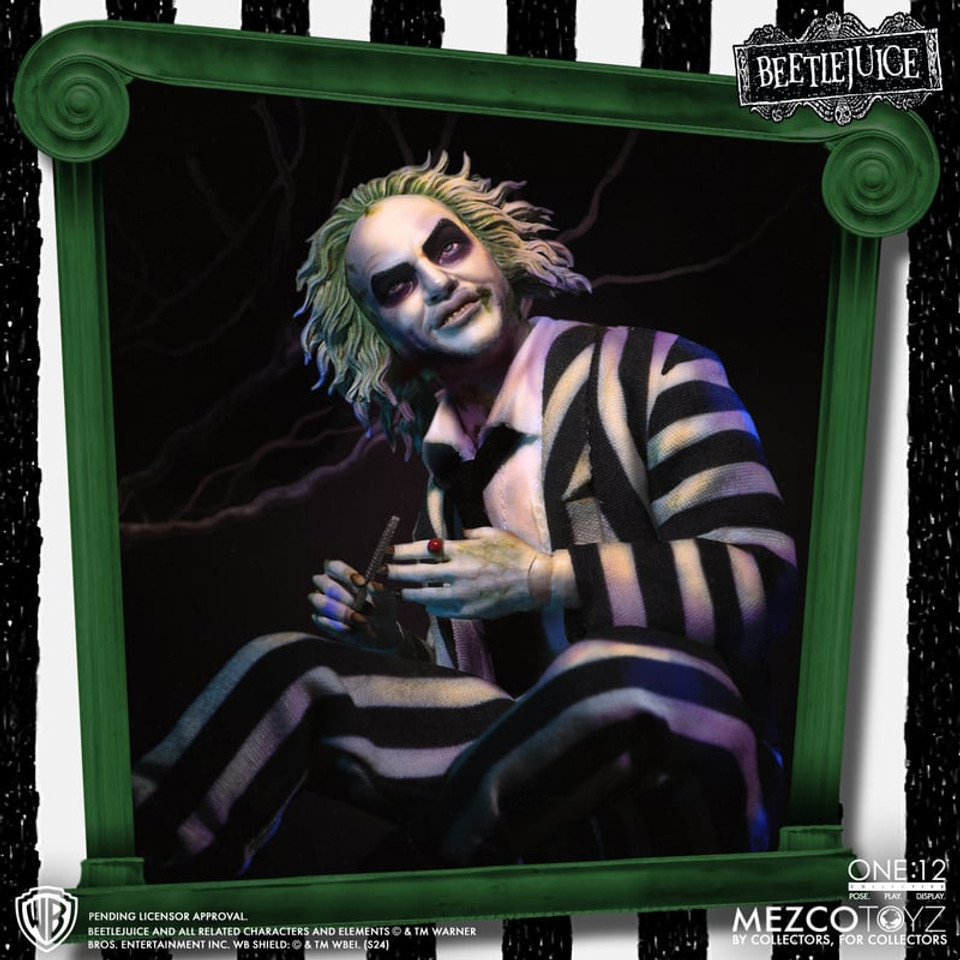 [PRE-ORDER] Mezco Toyz Beetlejuice Deluxe Edition One:12 Collective Action Figure