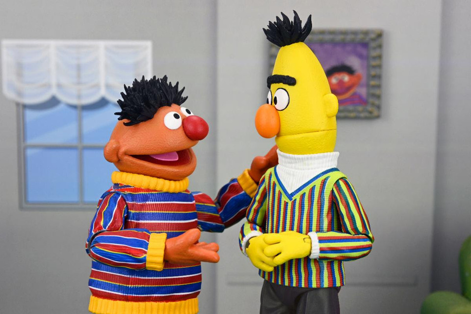 NECA Sesame Street: Ultimate Ernie 7-Inch Scale Action Figure NECA Sesame Street: Ultimate Ernie 7-Inch Scale Action Figure